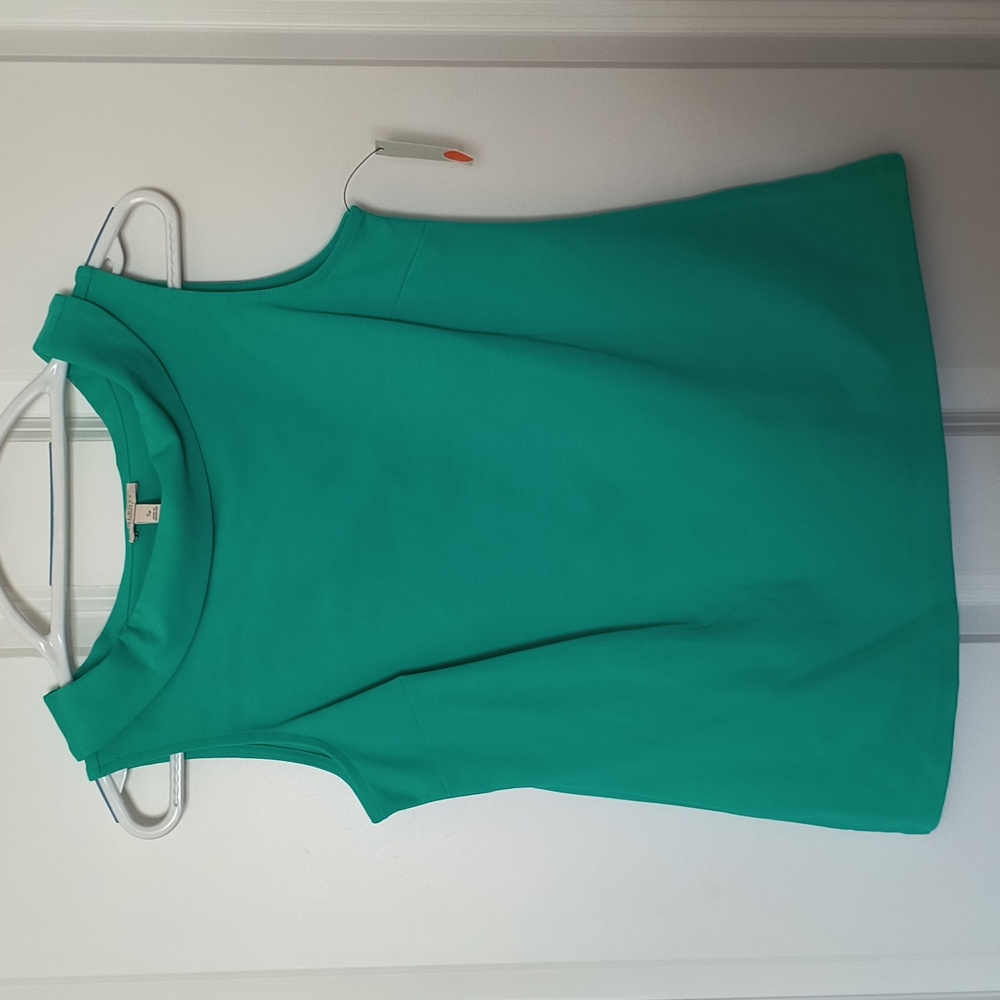 NWT. Talbot's Women's Green Top